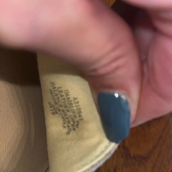 Isaac Mizrahi Live Gold metallic Lame' Tassel leather Loafers 9W new preppy - Picture 6 of 8